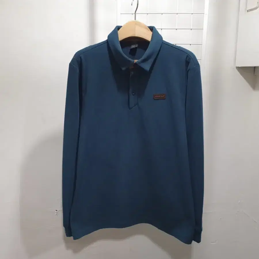 몽벨 카라 긴팔티 (L~XL)#636S