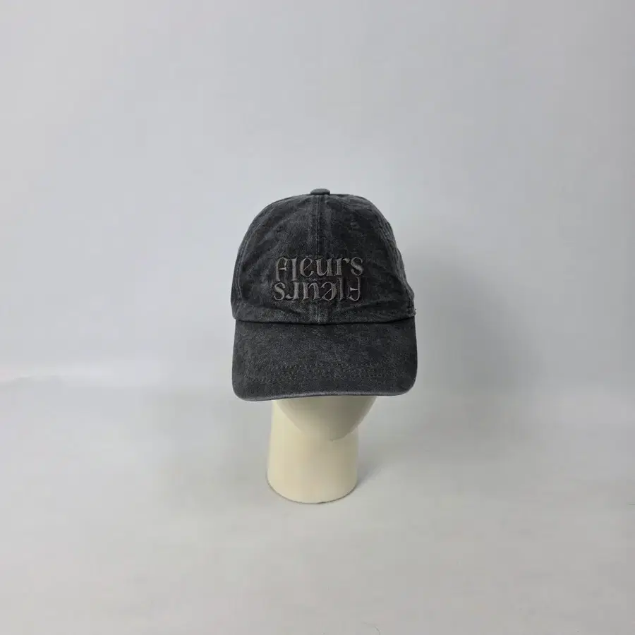 에잇세컨즈 그레이 빈티지 자수 볼캡 모자 56cm 260826