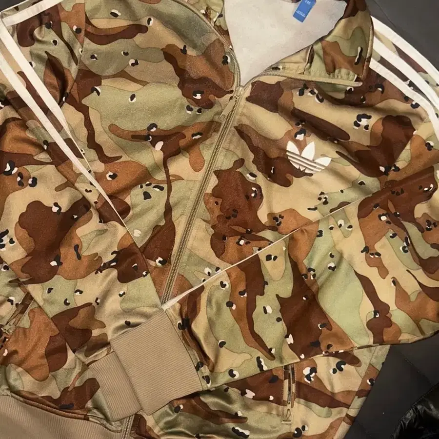 아디다스 파이어 져지 카모
