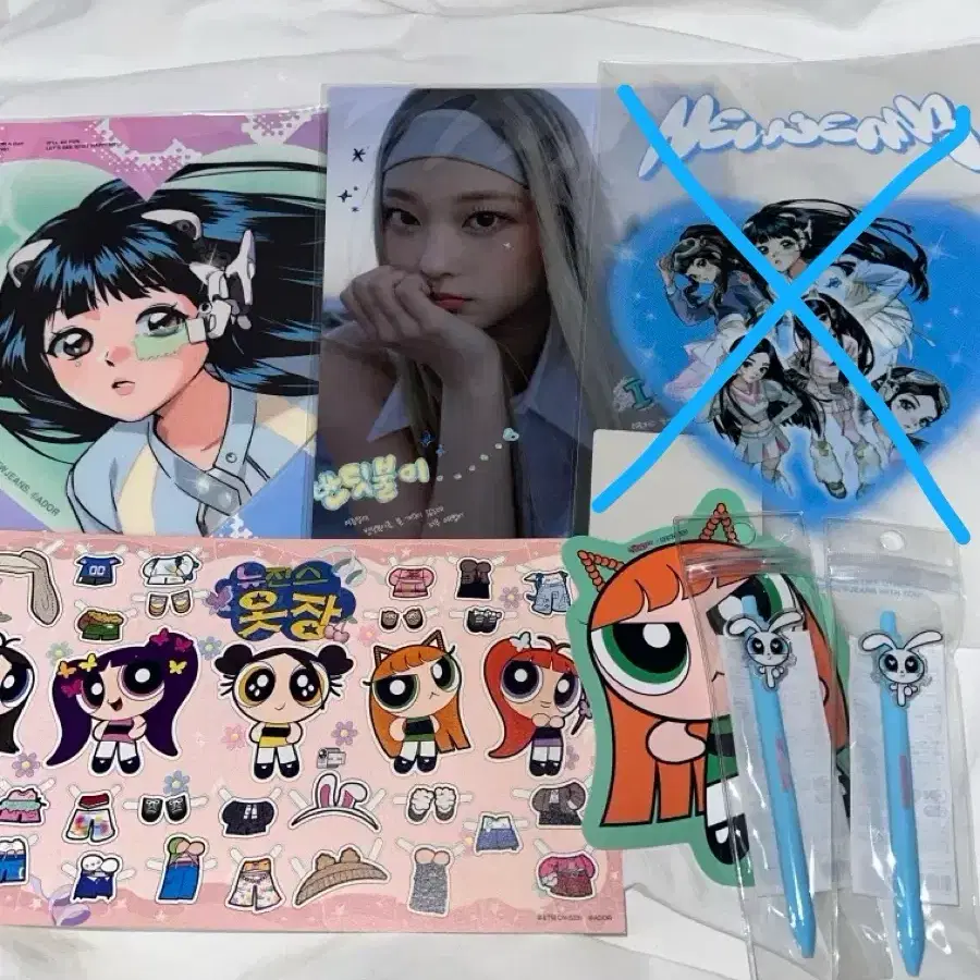 뉴진스 겟업 팝업 하니 해린 파워퍼프걸 볼펜 버니즈 파일 책받침 마우스패드 부채