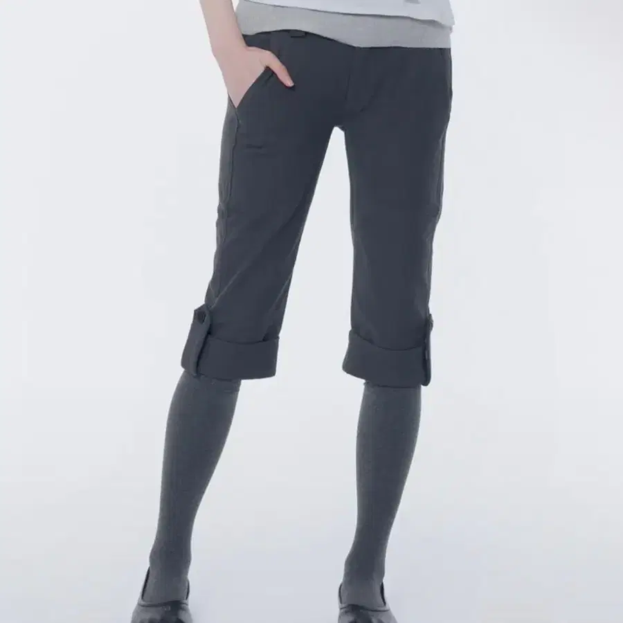 미세키서울 rolled button capri pants 카프리 팬츠