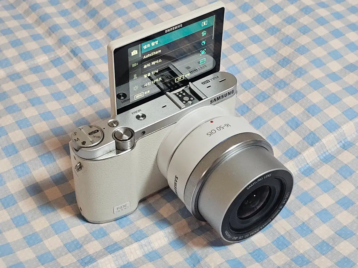삼성 NX3000 미러리스 카메라