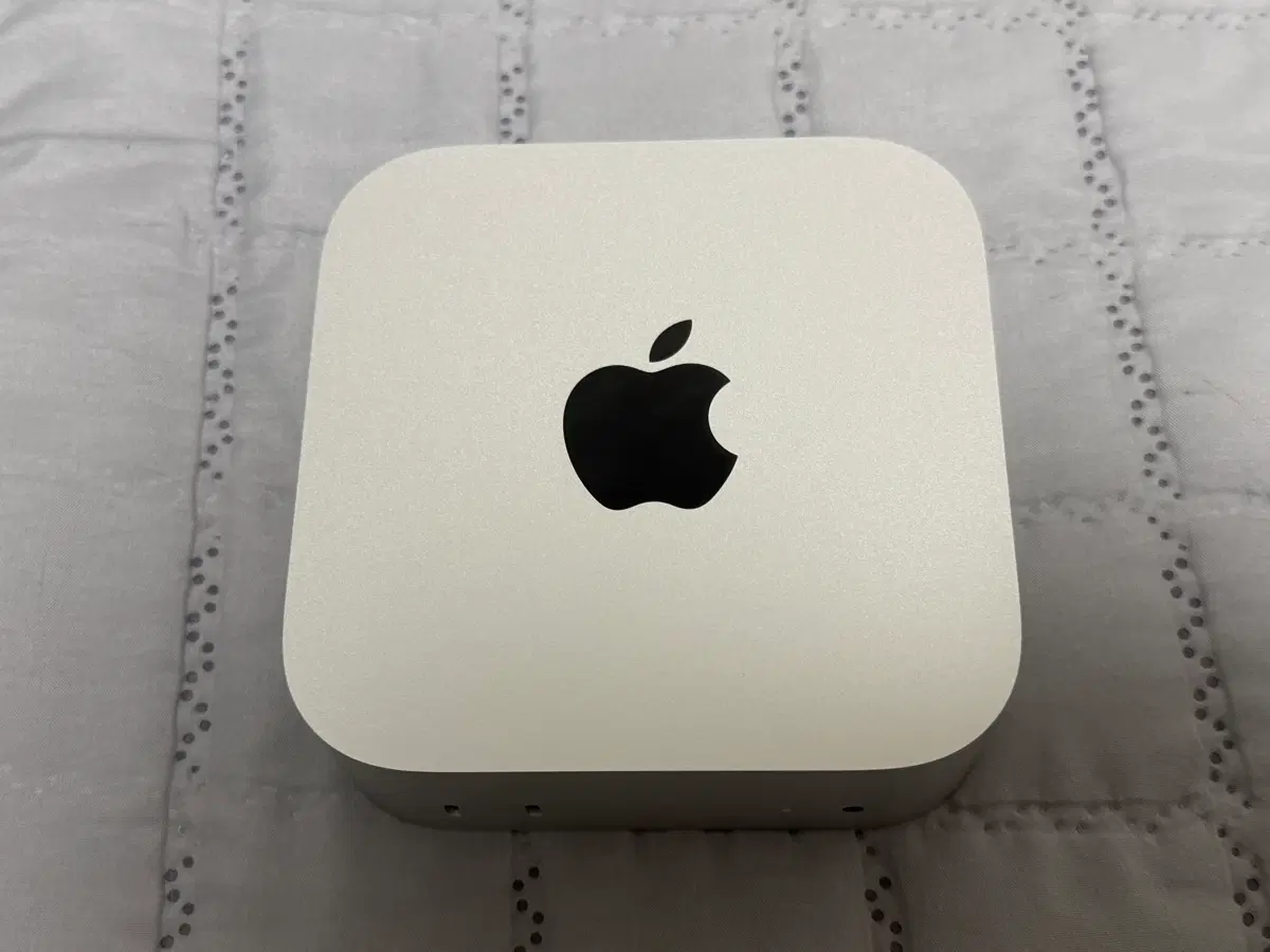 애플 맥미니 M4 16GB/512GB SSD