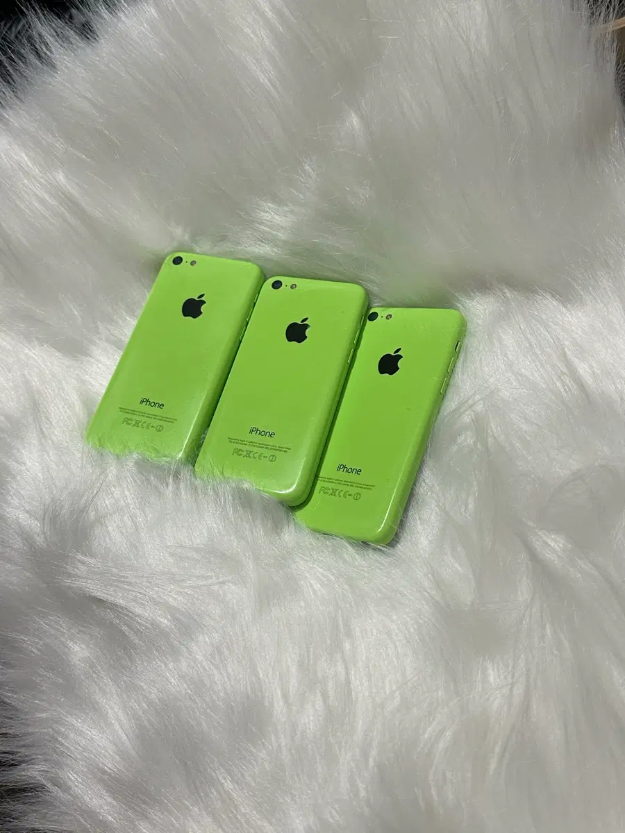 iPhone 5c 16GB B급