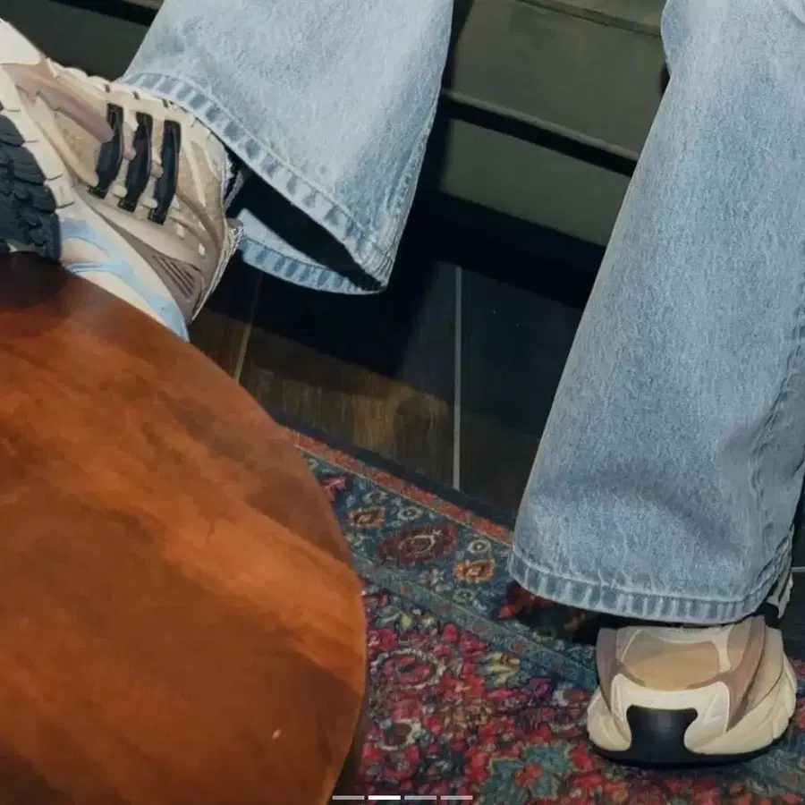 아디다스 x 퍼렐 젤리피쉬 샌들 브라운 240