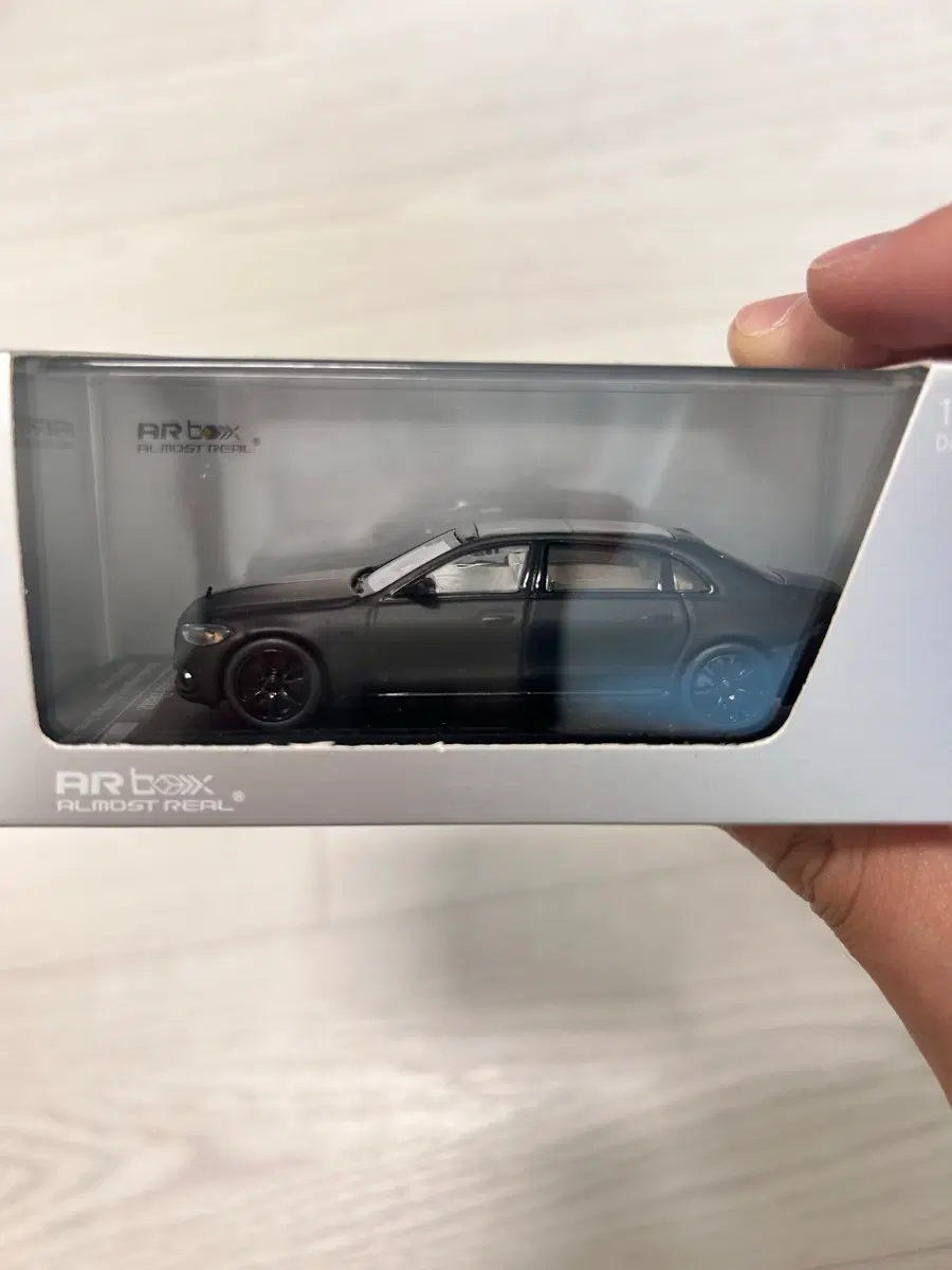 얼모스트리얼 arbox 마이바흐 나이트 시리즈 블랙 1:64
