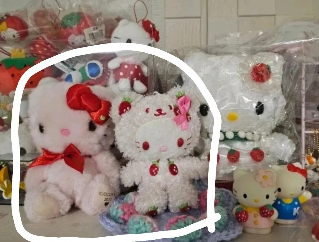 이치고딸기키티마스코트루피시아키티