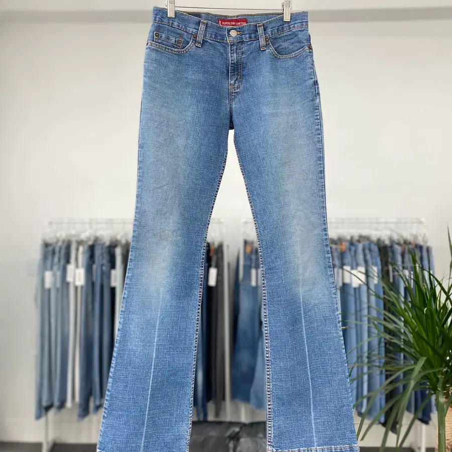 리바이스518 Boots Cut 90~00s USA 28사이즈 a6295