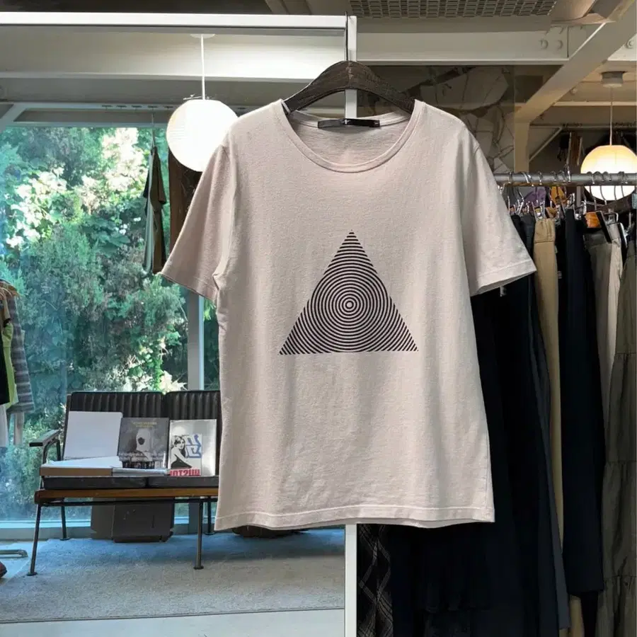 No id 티셔츠