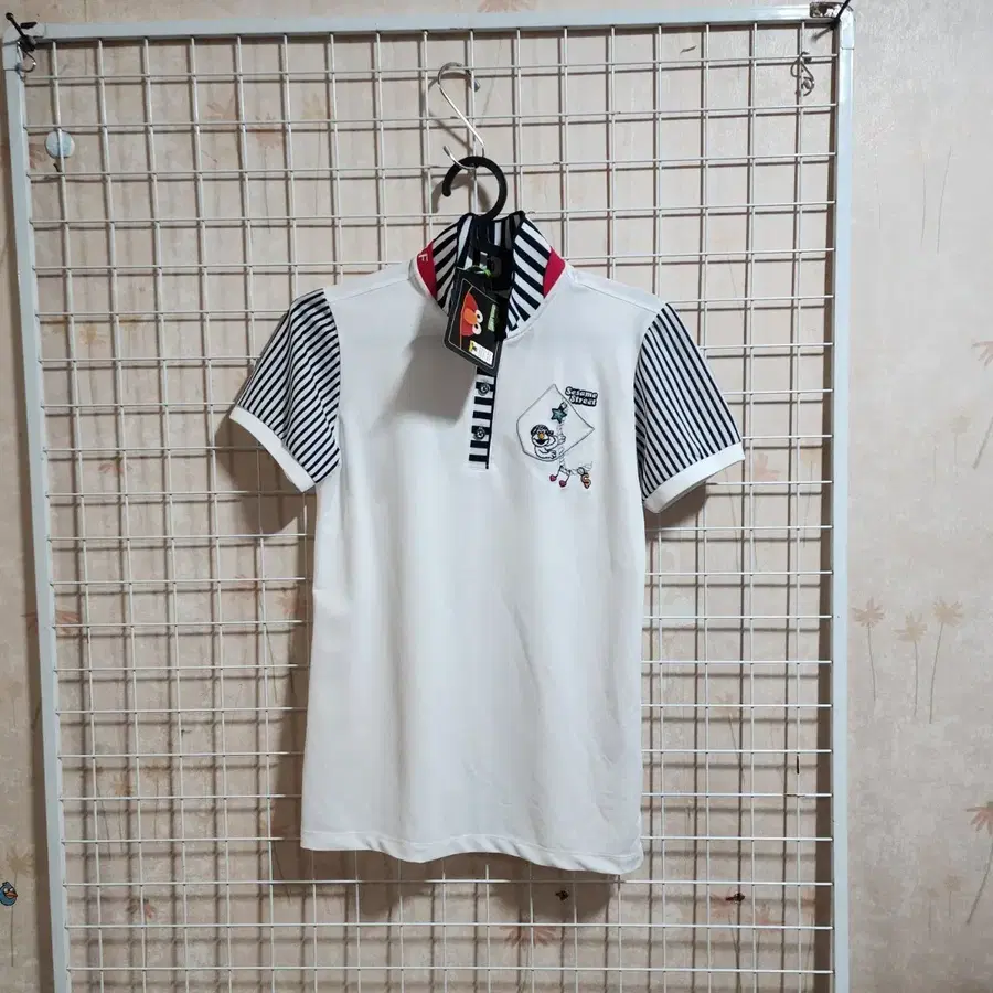 (새상품)세서미스트리트반팔티(여90)