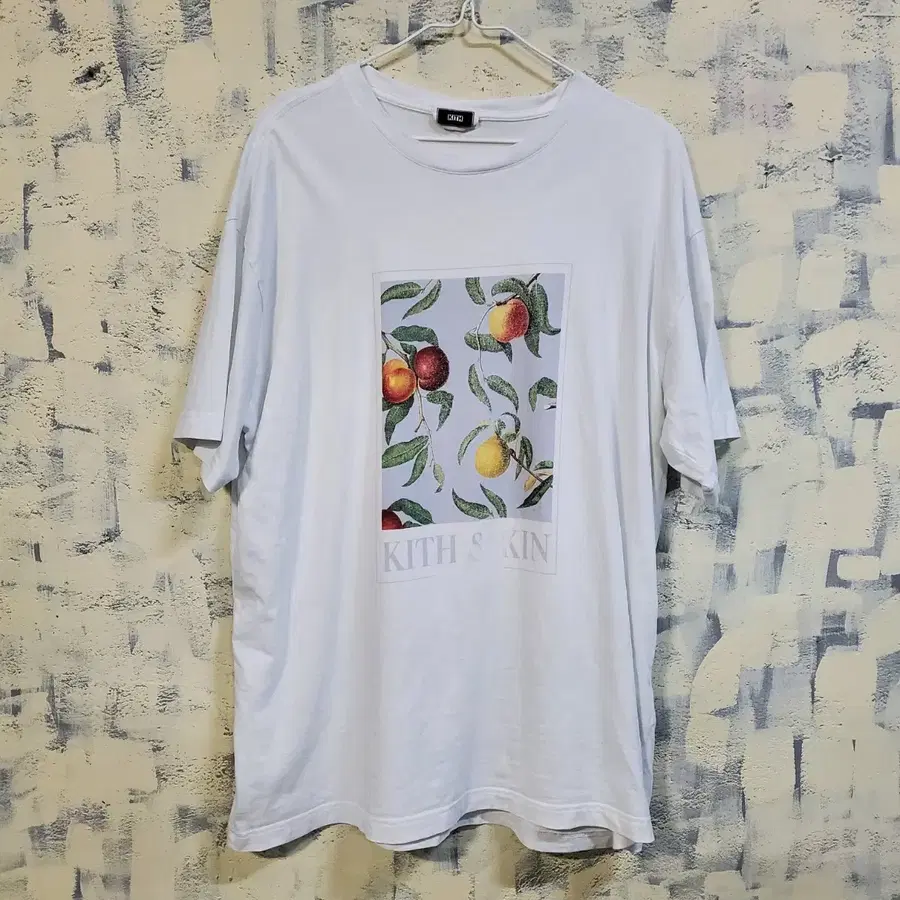 KITH 반팔 티셔츠 복숭아 프린트 L