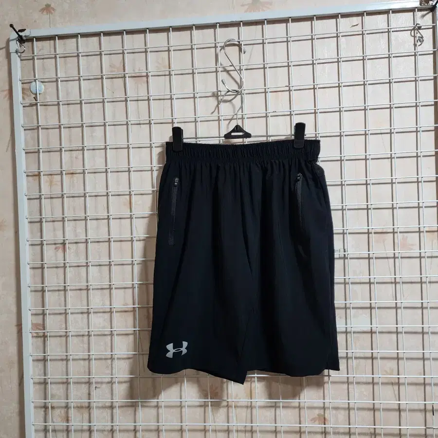 (새옷수준)언더아머반바지(31)