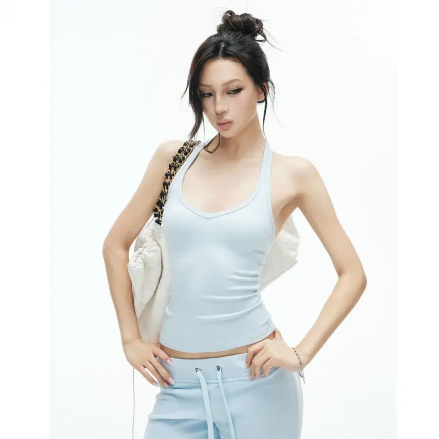 IAMXIAA 아엠시아 티셔츠 나시 스위트하트넥 레이서백 숏핏 탱크탑