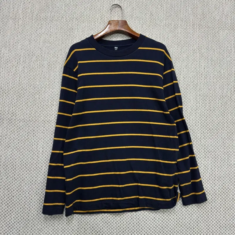 유니클로 긴팔티 M H03302