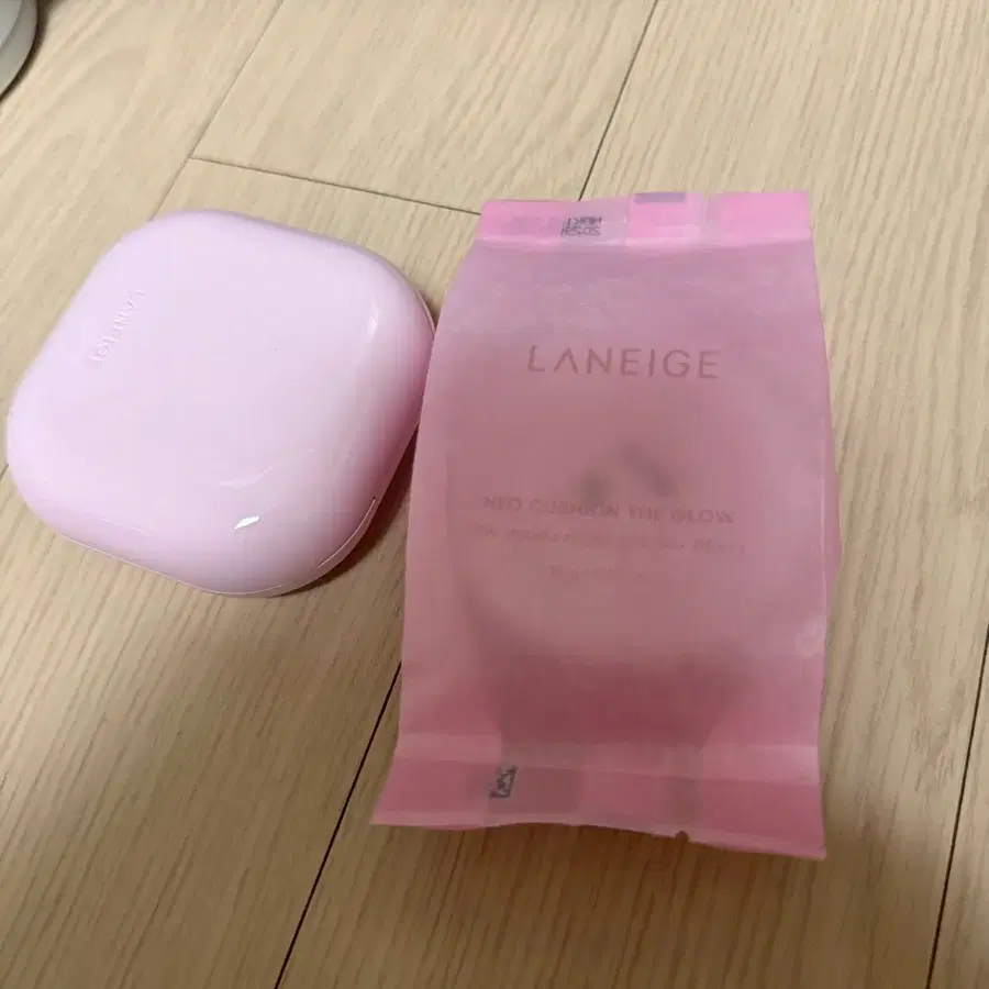 라네즈 네오 쿠션 더 글로우 17w 웜 아이보리