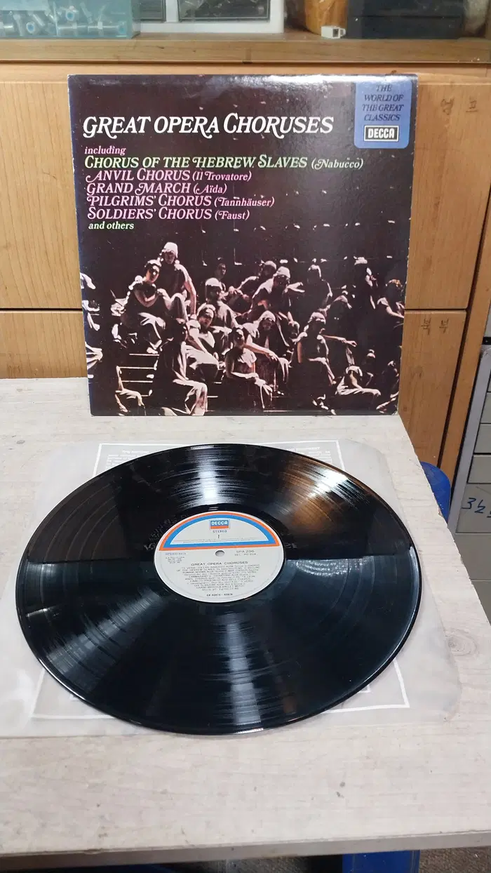 민트급 엘피/클래식 - 위대한 오페라 합창 명곡집/1974 성음