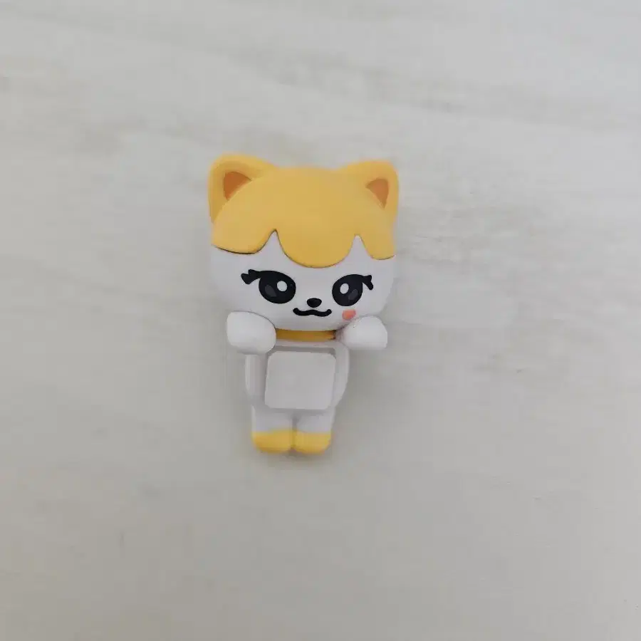 아이브 미니브 ive minive 랜덤 스마트폰 피규어 리즈 치즈