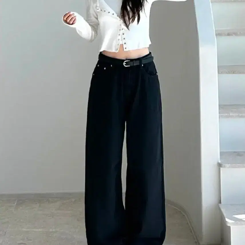 일자 정핏 와이드 코튼 팬츠 블랙 숏M