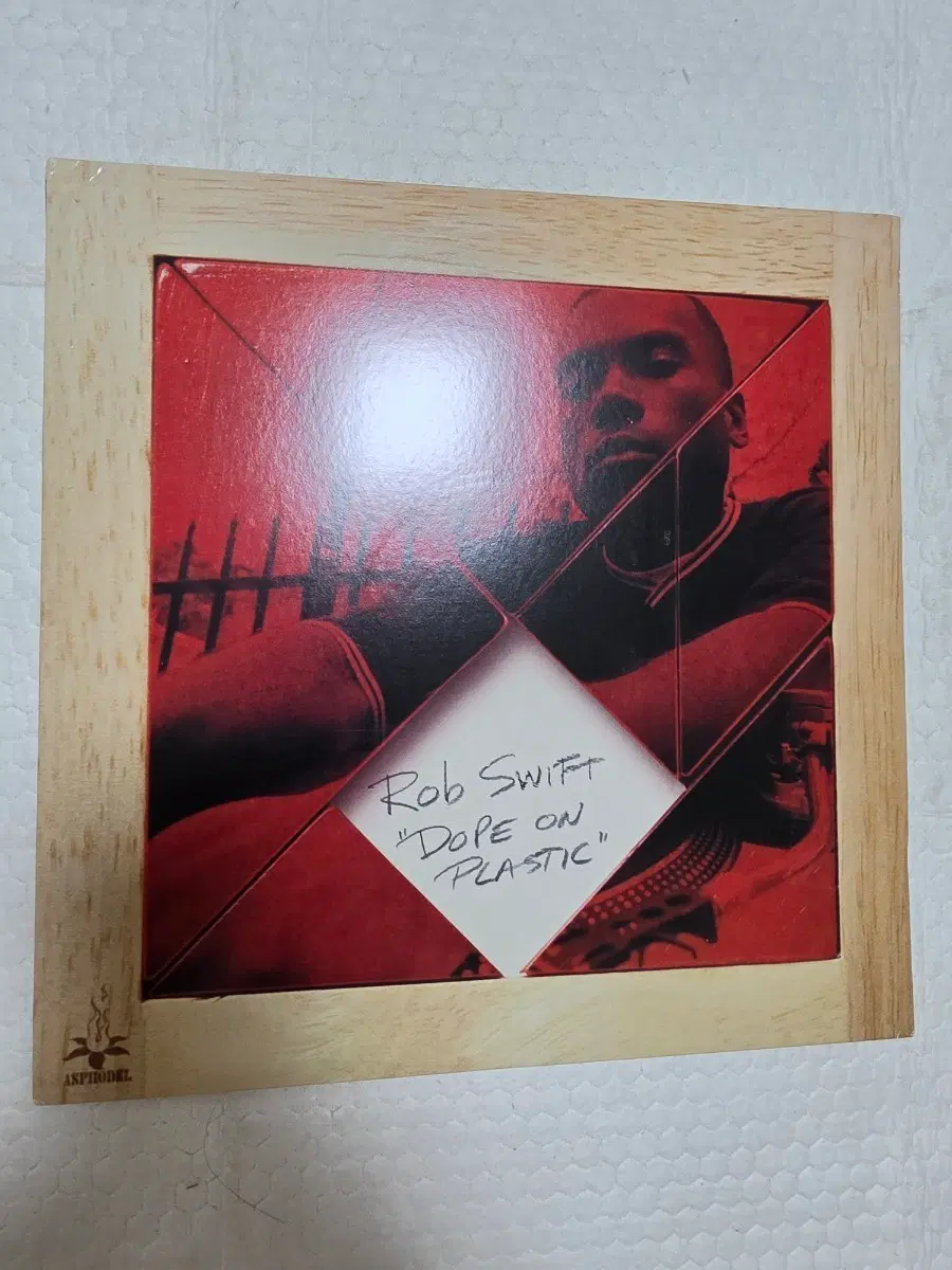 롭 스위프트 LP 힙합 Dope on Plastic