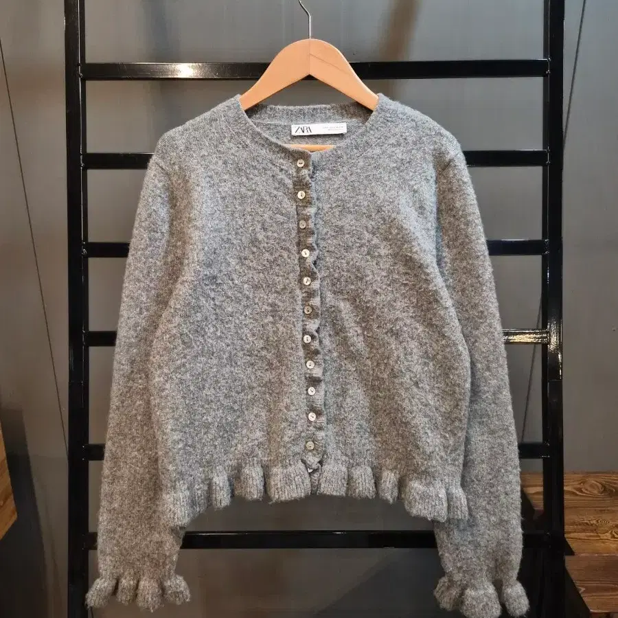 [S] 자라 ZARA 프릴 니트 가디건 그레이 3.5