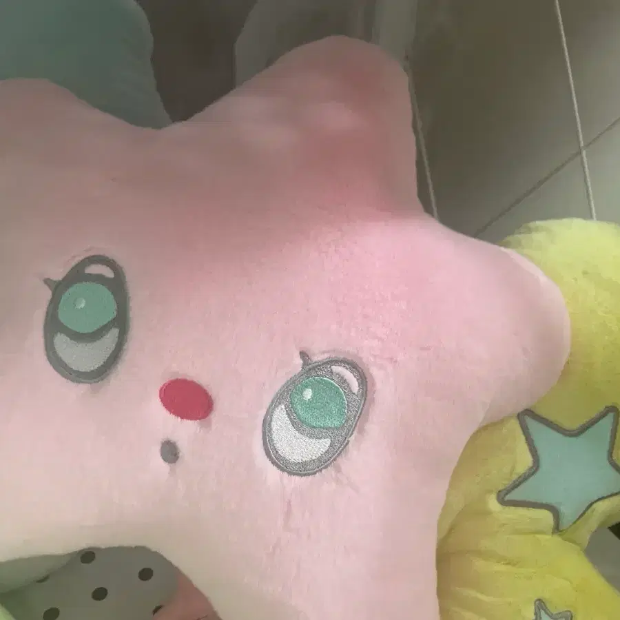 [단순 전시]팝츄 쿠션 양도합니다!