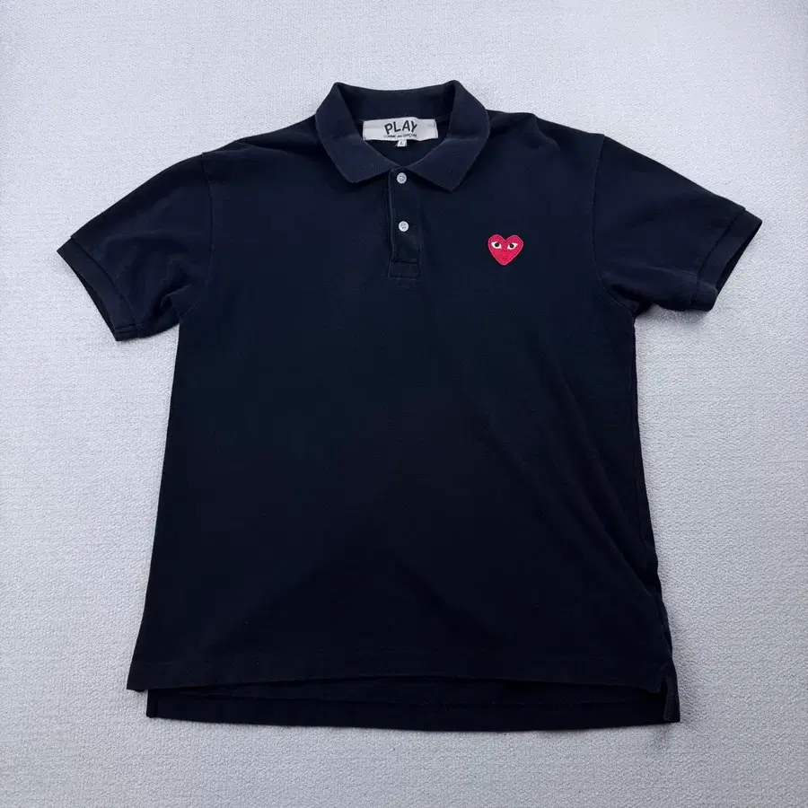 꼼데가르송 하트 와펜 반팔 카라티 azt006