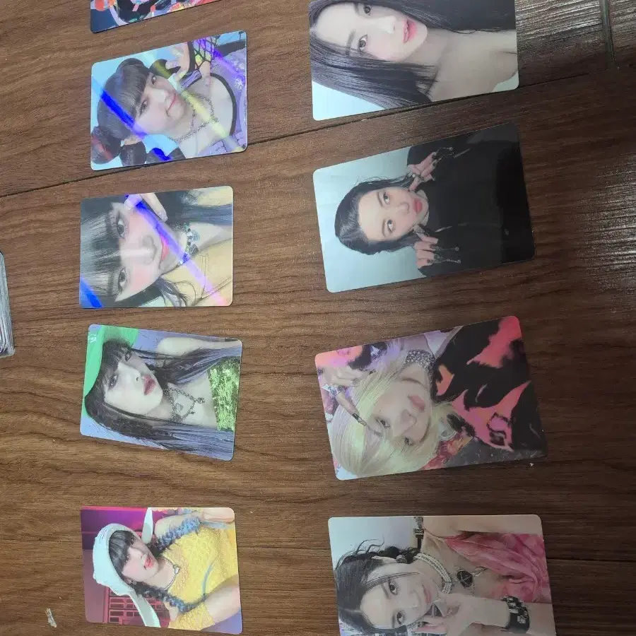 권은비, 최예나 포카 판매합니다.