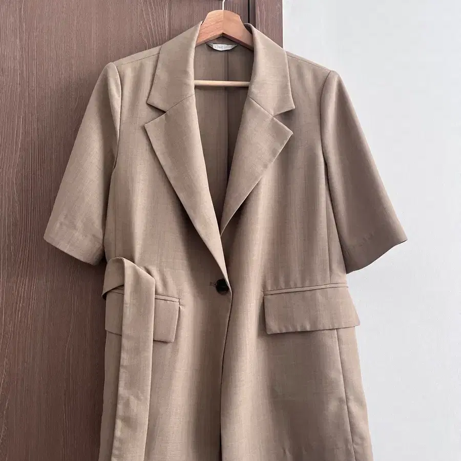 LYNN 여름 반팔 자켓