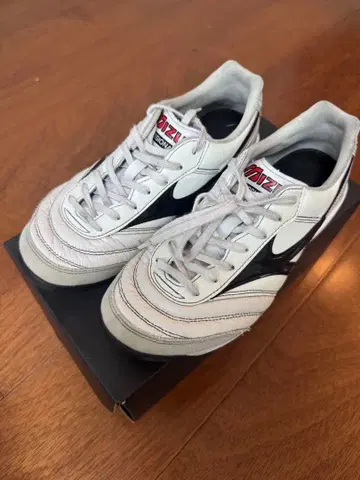 Mizuno MORELIA 축구화 트레이닝 슈즈