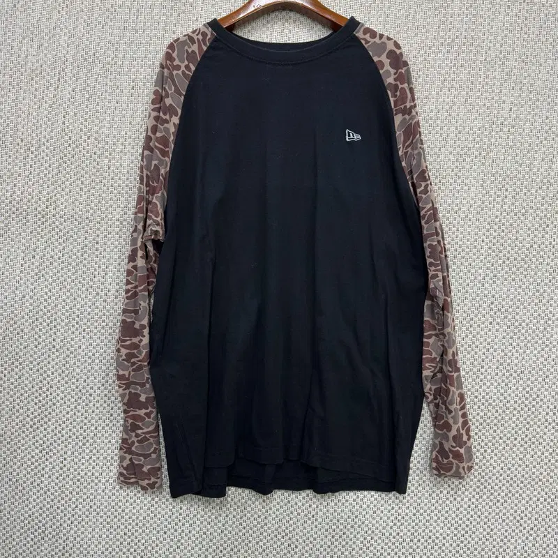뉴에라 긴팔티 XL H03251