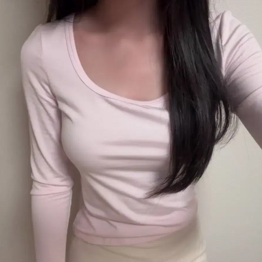 여성 긴팔 티셔츠 연핑크
