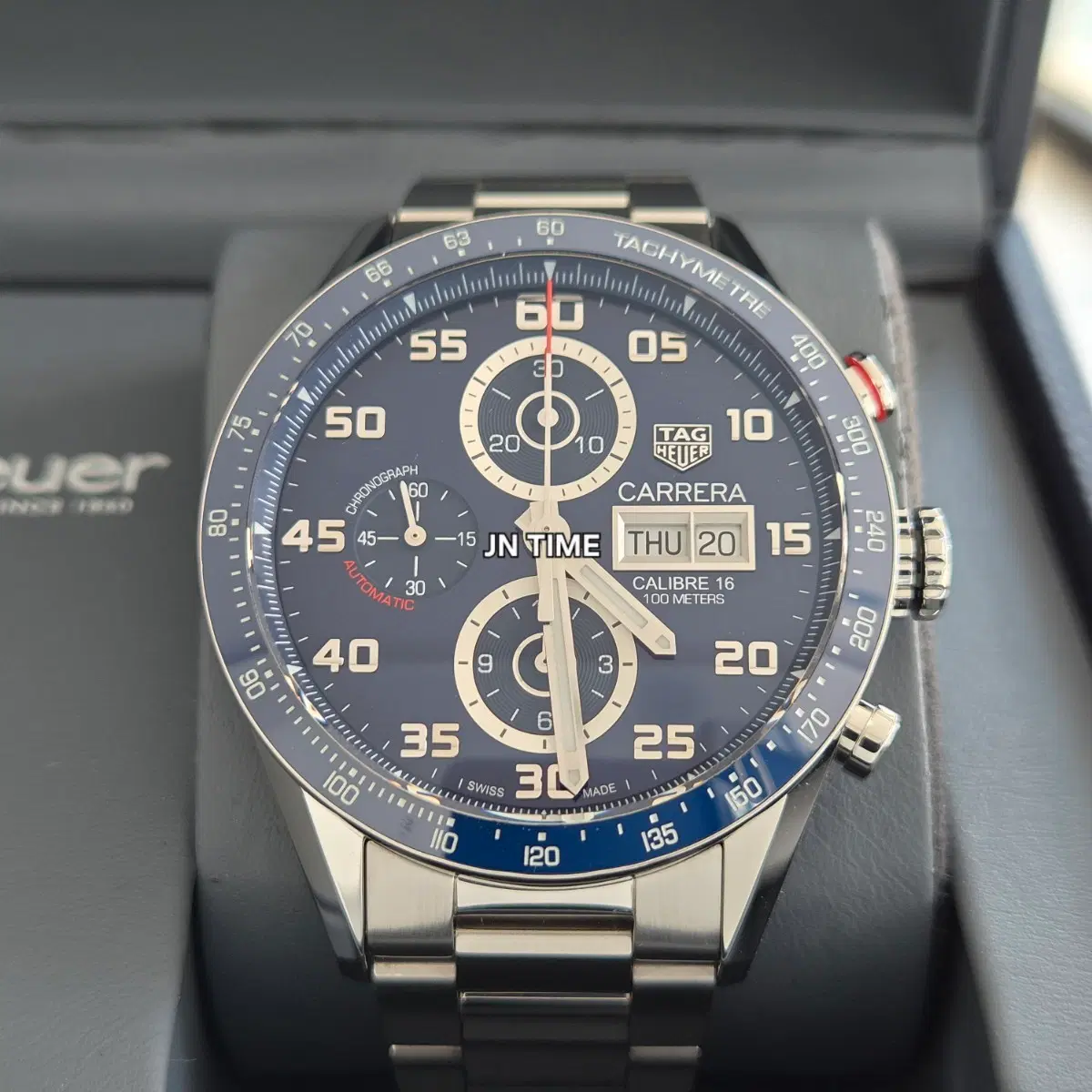 태그호이어 까레라 칼리버16 데이데이트 43mm 청판 CV2A1V