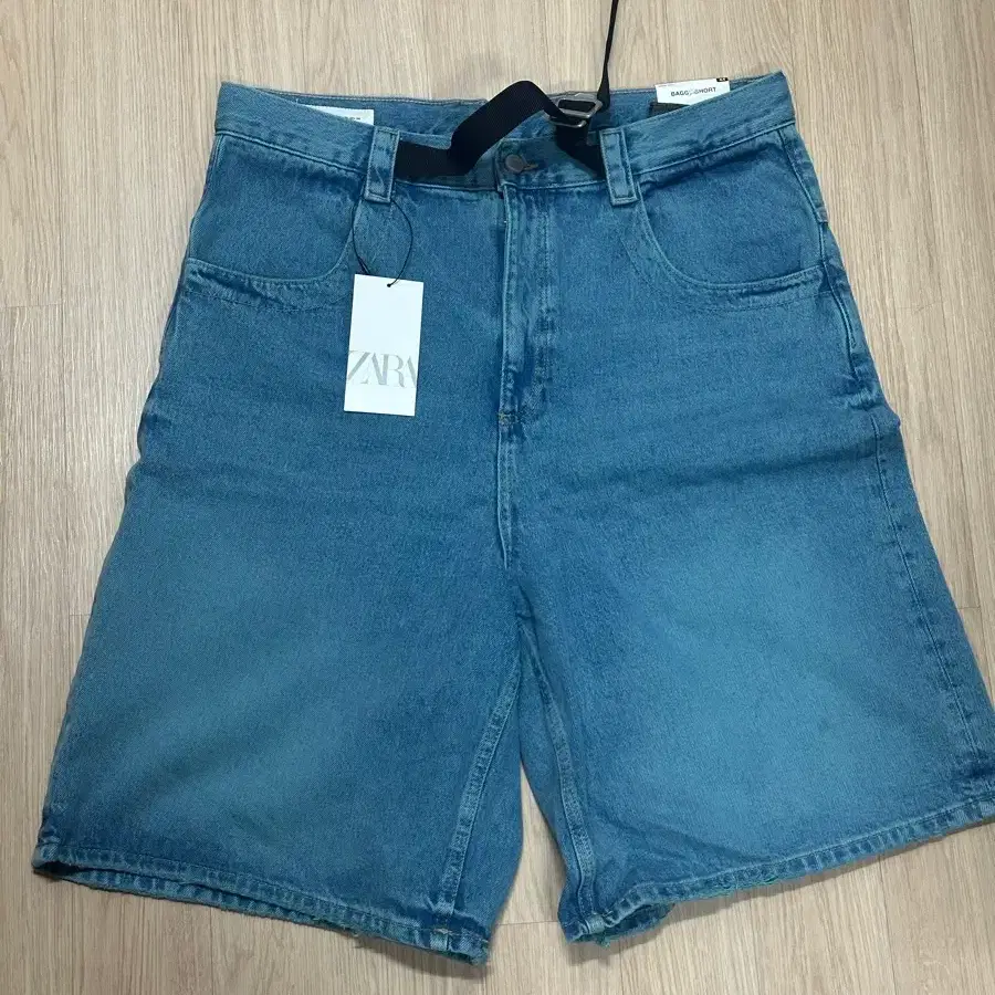 ZARA 자라 배기쇼츠 데님 34 사이즈
