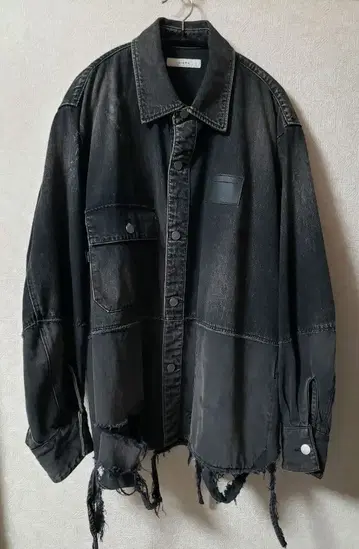 Jieda 2TONE DAMAGE OVER DENIM SHIRT 사이즈 1