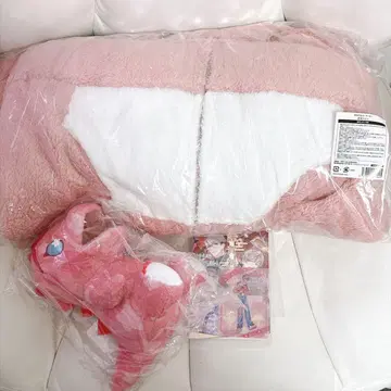 니지산지 갸우르후 아카기 웬 후드티 & 봉제 인형