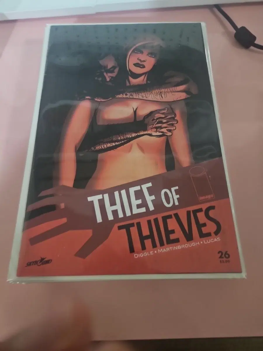 T / 2015 / Thief of Thieves #26