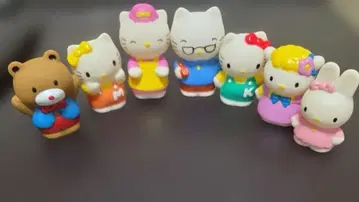 [ 레어 ] 산리오 레트로 헬로키티 패밀리 미니 피규어 7개 세트