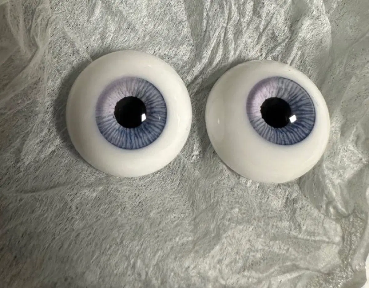 미스틱 아이즈 16mm/8.5 황혼
