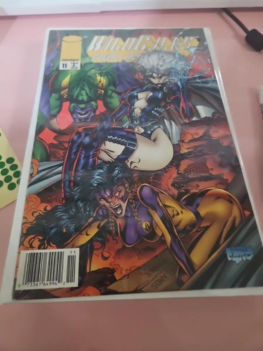 W / 1994 / WildC.A.T.s: Covert Action Teams #11