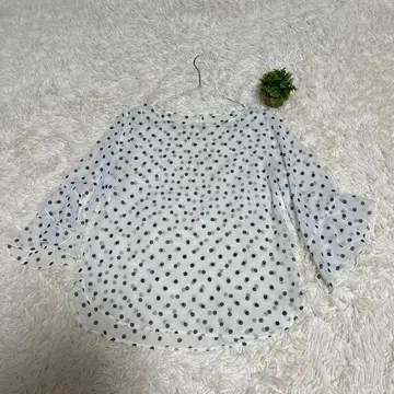 [ ANAYI 아나이 ] 쉬폰 블라우스 ( 38 ) 시어 플레어 슬리브 화이트 도트