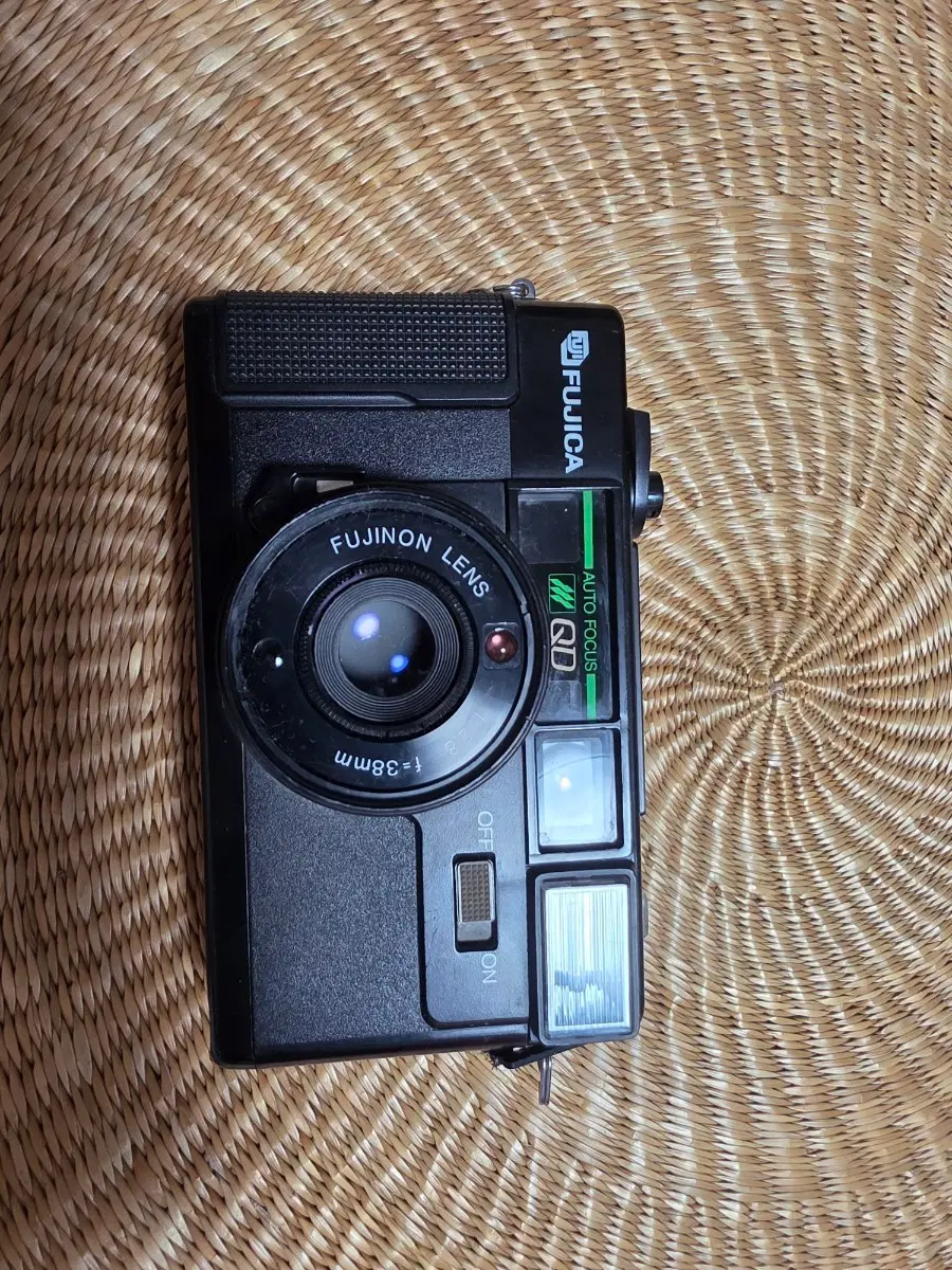 후지카 AUTO-7 FOCUS QD 카메라