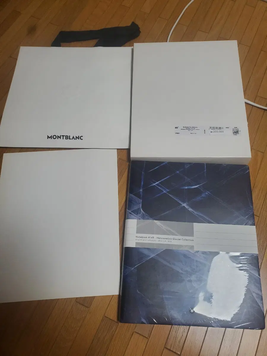 MONTBLANC 몽블랑 마이스터스튁 글래시어 149 라지노트 판매합니다