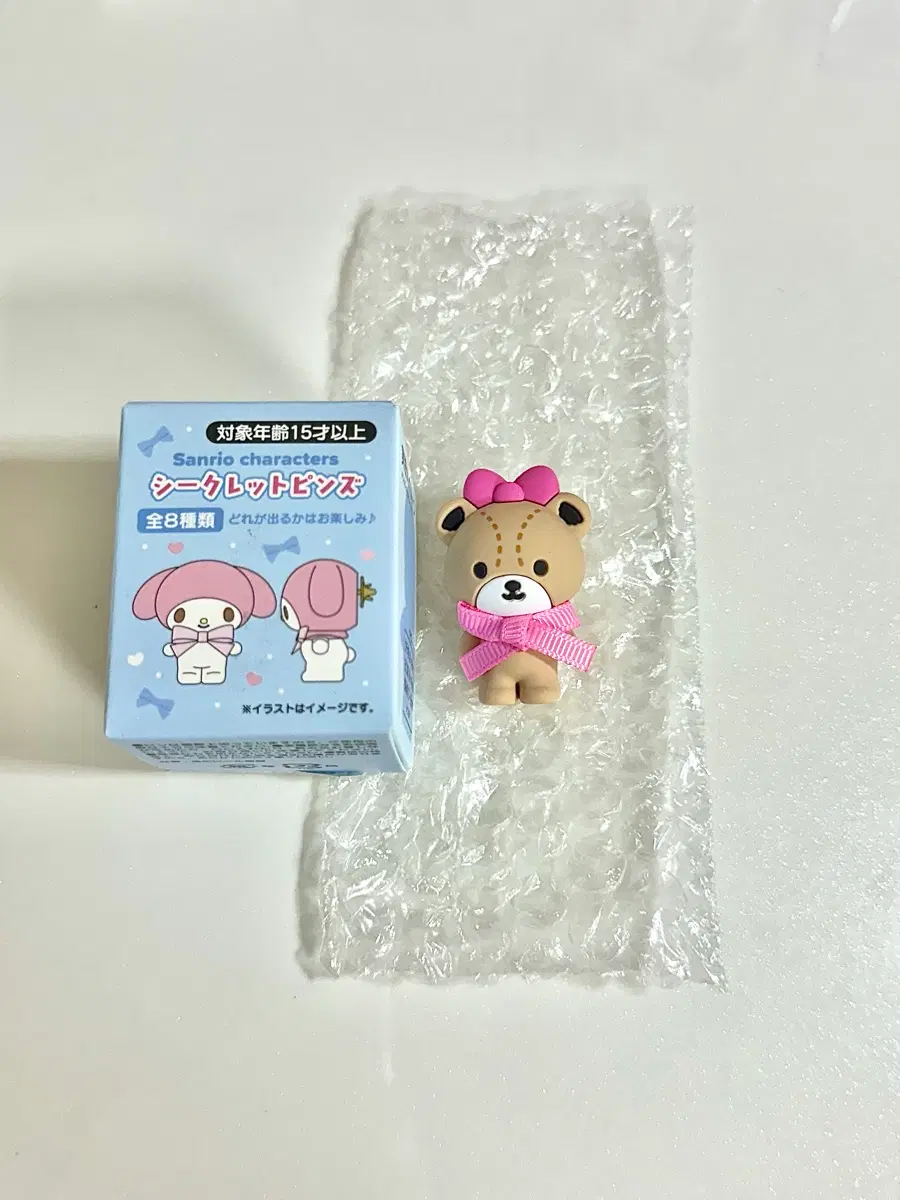 산리오 시크릿 핀뱃지 타이니참 새상품