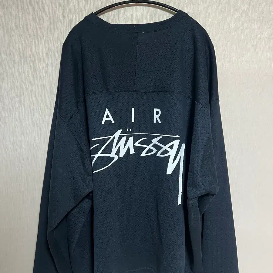나이키 스투시 롱슬리브 탑블랙 2XL