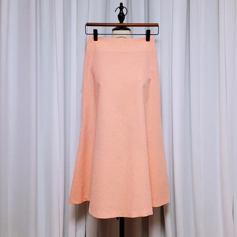 RARISHOP 라리샵 엠보 자카드 플레어 롱 스커트