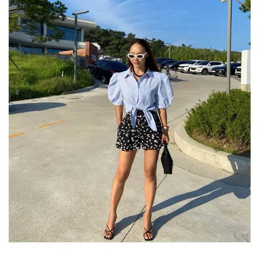유아부미 린넨 퍼프 볼륨 블라우스
