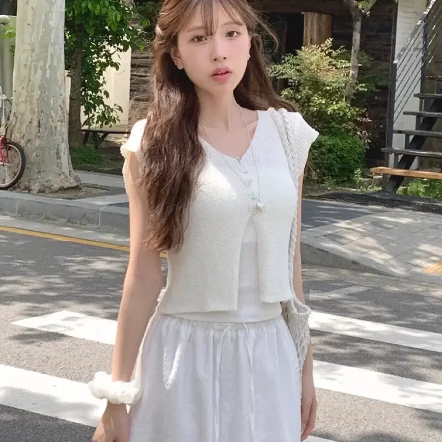 (새상품)모노데일리 베렌 하찌 니트 아이보리