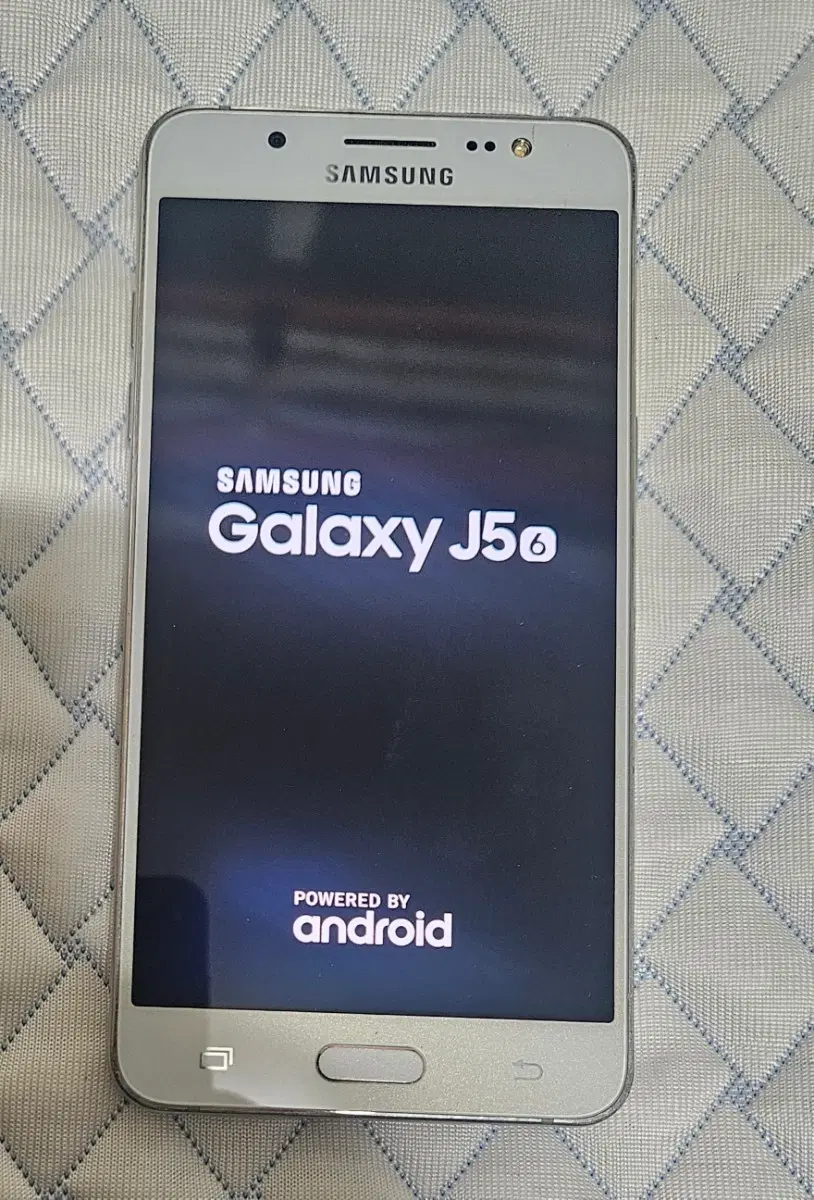 삼성 갤럭시 J5 2016 실버