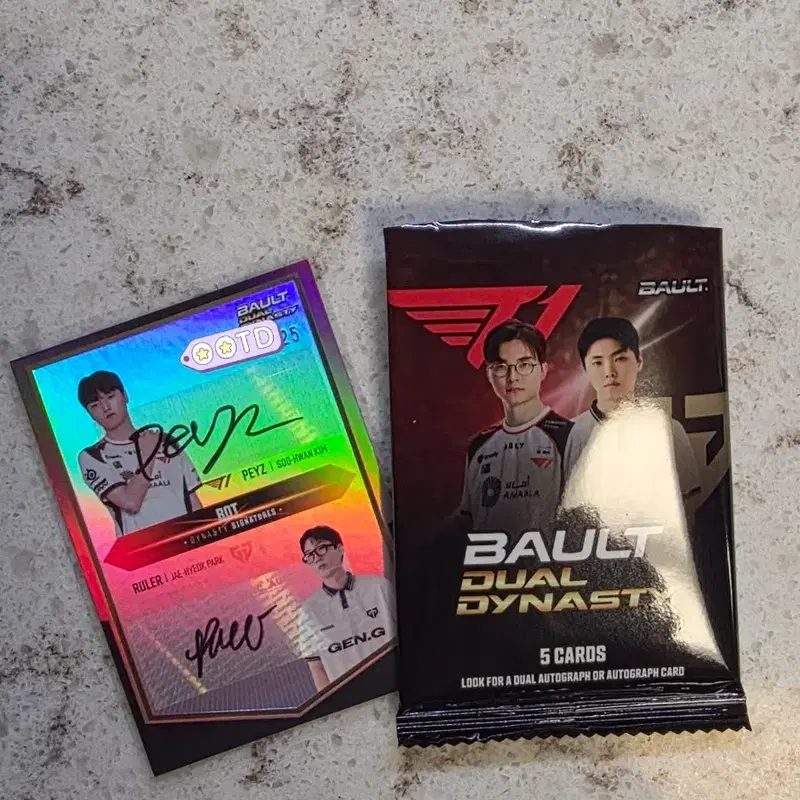 T1 GEN G BAULT 페이즈 룰러 싸인카드