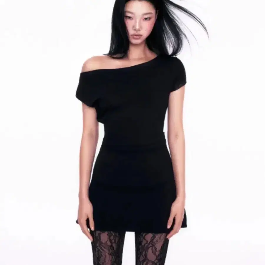 유희 베이직 오프숄더 원피스 블랙 S